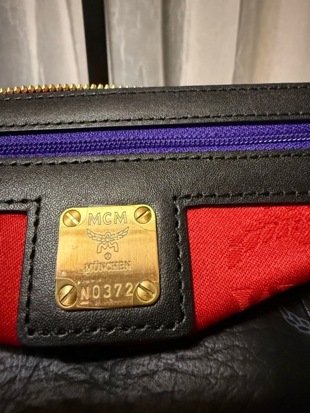 *RARE* MCM Black Leather Speedy 30,  Gold Embroidered Accents and Red/Navy Trim - Picture 9 of 15